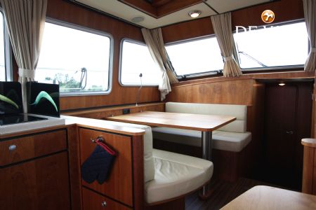 LINSSEN GS 40.9 SEDAN VARIODECK