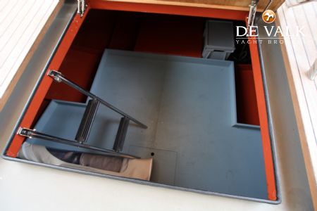 LINSSEN GS 40.9 SEDAN VARIODECK
