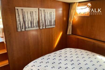 LINSSEN GRAND STURDY 43.9 AC