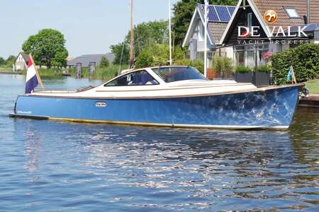 Long Island 33 Runabout