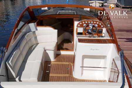 LONG ISLAND 33 RUNABOUT