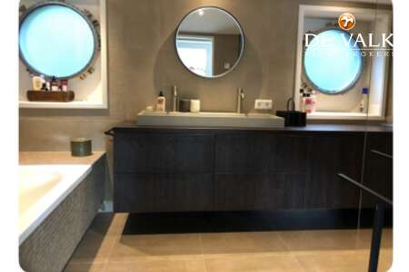 HOUSEBOAT WATERLOFT LUXEMOTOR
