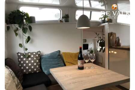 HOUSEBOAT WATERLOFT LUXEMOTOR
