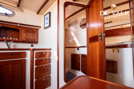 MAKMA CABIN CRUISER 34