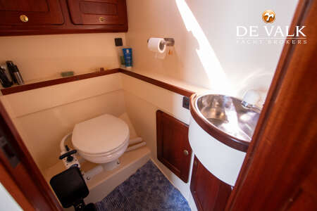 MAKMA CABIN CRUISER 34