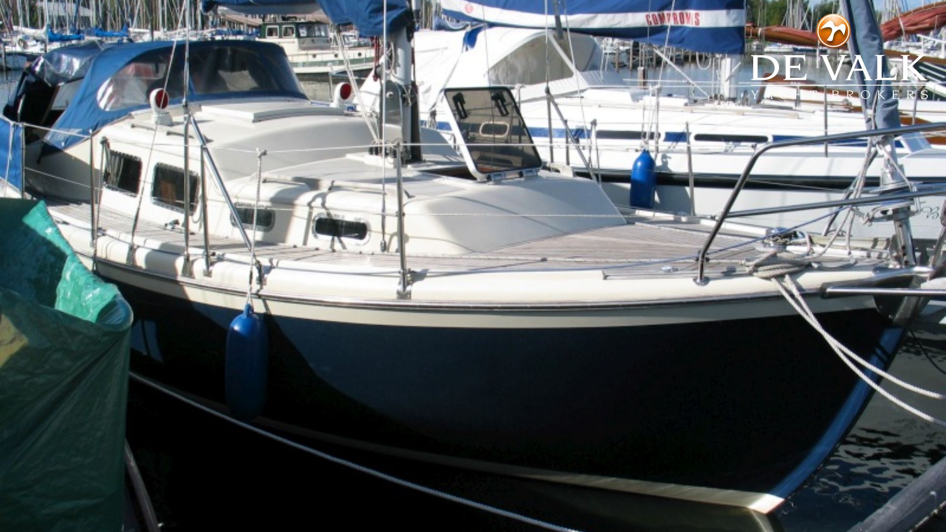 midget 31 yacht for sale