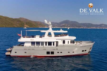 MURAL YACHTS 85 KONYAK 25.7M width=