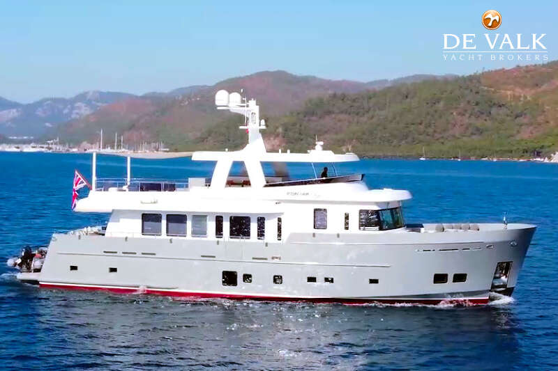 MURAL YACHTS 85 KONYAK 25.7M