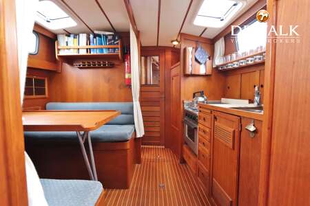 NAUTICAT 33