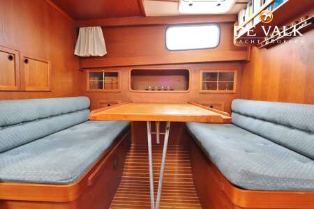 NAUTICAT 33