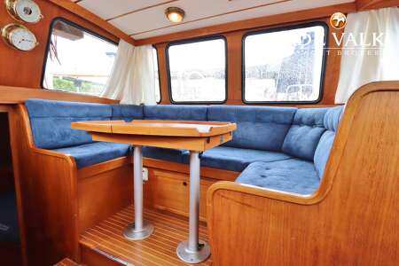 NAUTICAT 33