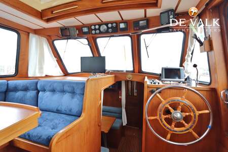 NAUTICAT 33