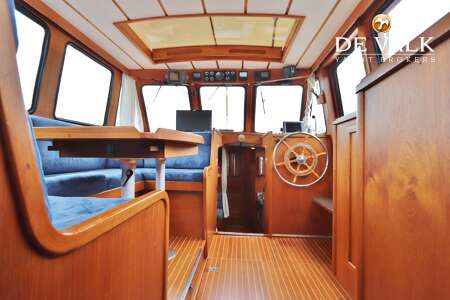 NAUTICAT 33