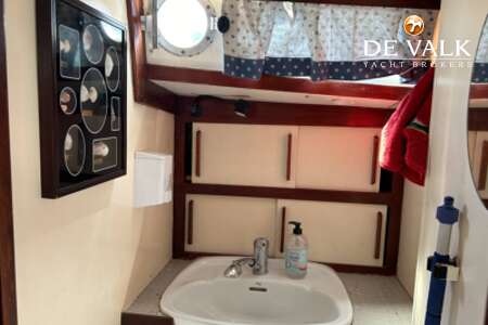 NAUTICAT 38