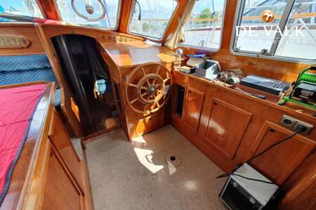 NAUTICAT 43