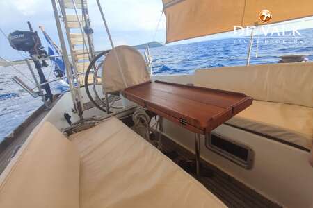 NAUTOR SWAN 43