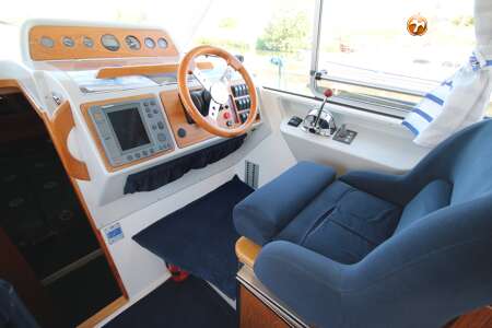 NIMBUS 320 COUPE