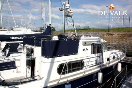 NIMBUS 380 COMMANDER