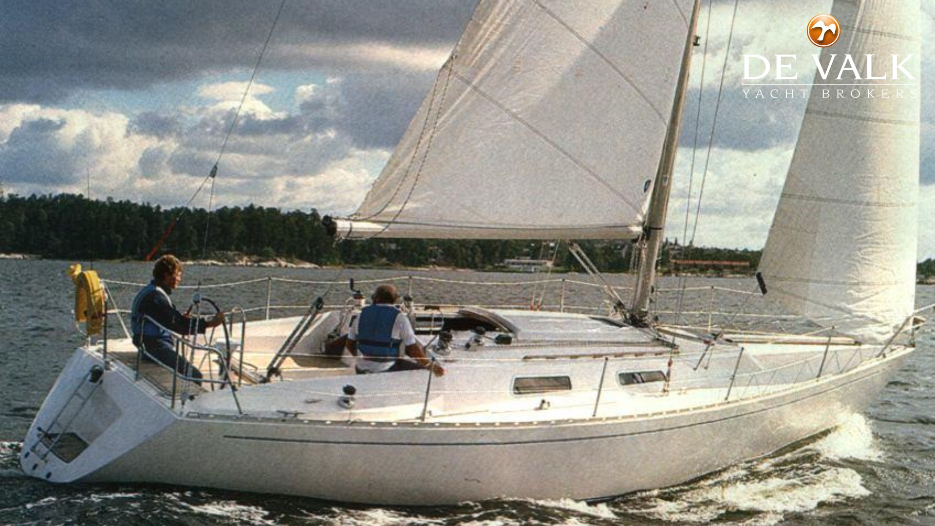 omega 36 sailboat data