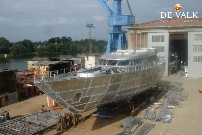 ONE OFF 45 MOTOR SAILER BARRACUDE DESIGN