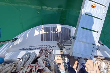 OYSTER 485 DECK SALOON