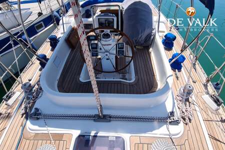 OYSTER 485 DECK SALOON