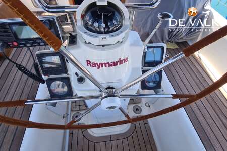 OYSTER 485 DECK SALOON