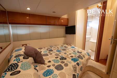 PERSHING 65 HT