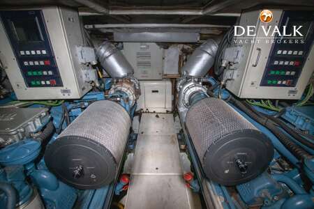 PERSHING 65 HT