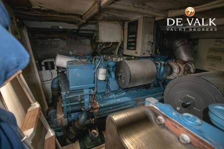 PERSHING 65 HT