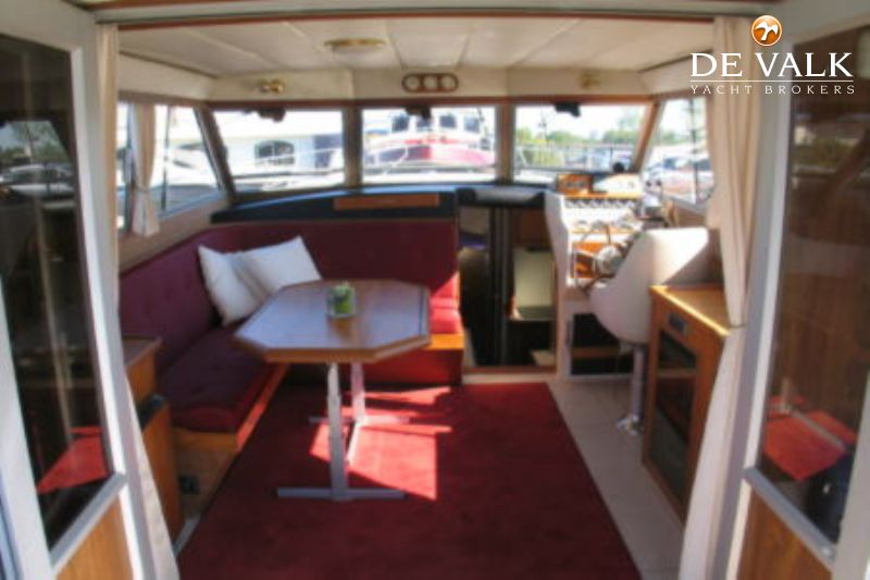 PRINCESS 37 motor yacht for sale | De Valk Yacht Brokers