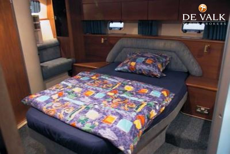 PRINCESS 435 motor yacht for sale | De Valk Yacht Brokers