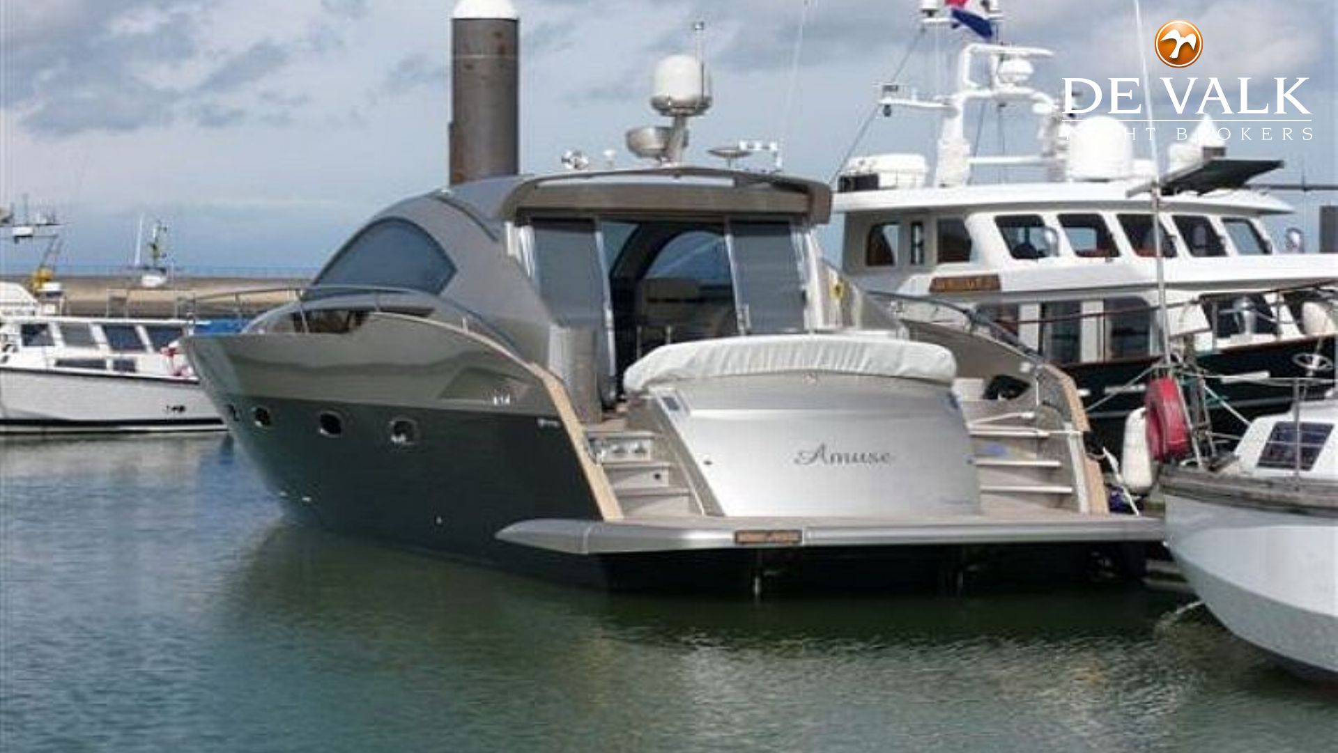 PRINZ 54 COUPE motor yacht for sale | De Valk Yacht broker