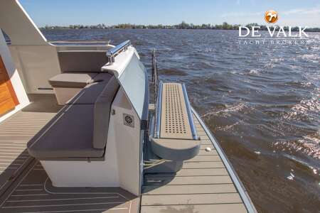 PRIVATEER TRAWLER 50