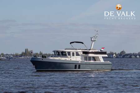 PRIVATEER TRAWLER 50