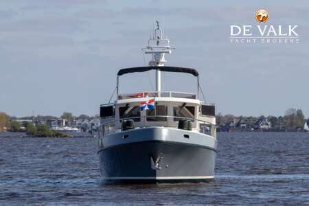 PRIVATEER TRAWLER 50