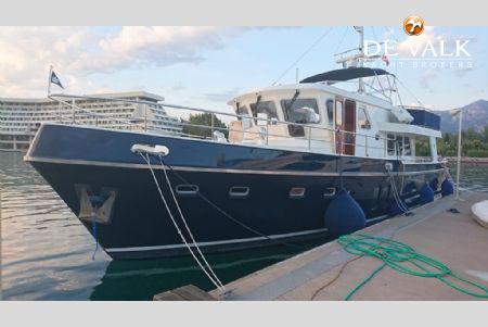 PRIVATEER TRAWLER 52