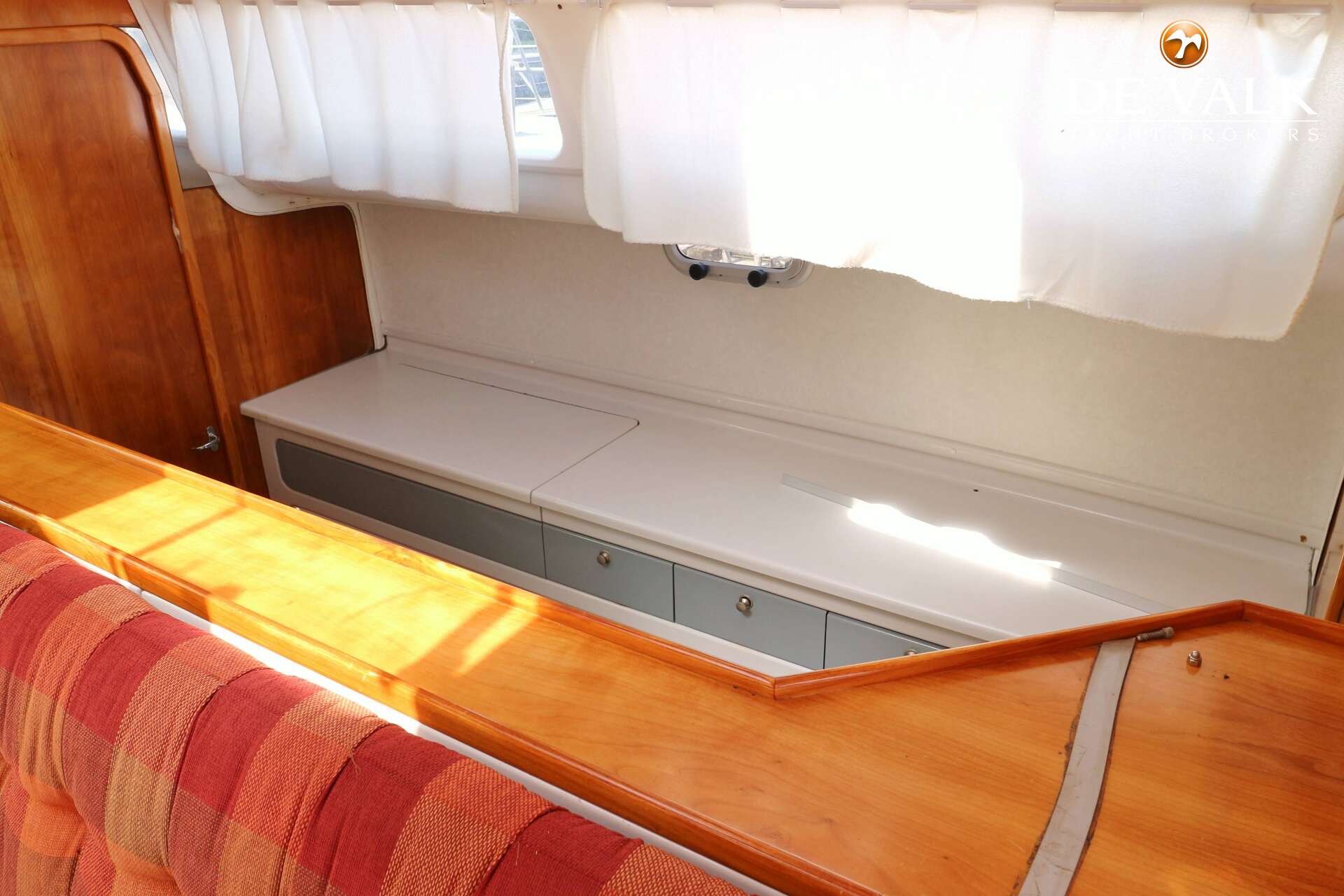 Prout 39 Escale Gebraucht – Used Prout Escale 39 for Sale – KUGLF