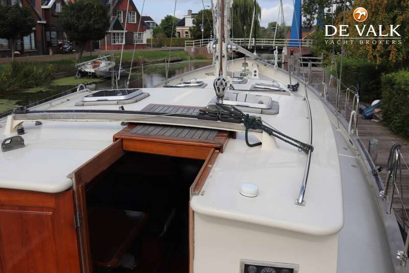 PUFFIN 50