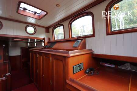 PUFFIN 50