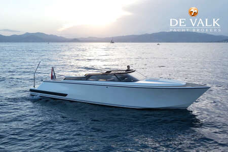 REBORN 40 R CABIN