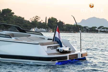 REBORN 40 R CABIN