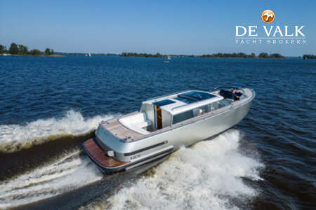 CUSTOM RELIANT X40T LIMOUSINE TENDER