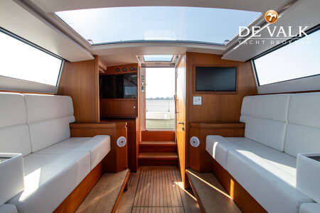 CUSTOM RELIANT X40T LIMOUSINE TENDER
