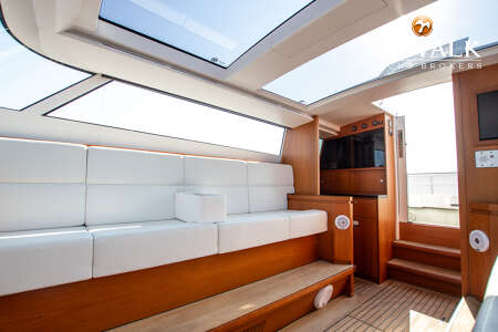 CUSTOM RELIANT X40T LIMOUSINE TENDER