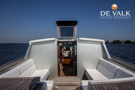 CUSTOM RELIANT X40T LIMOUSINE TENDER