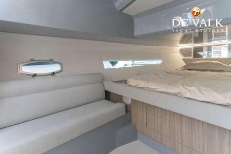 RIO YACHTS DAYTONA 35