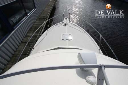RIVIERA 33 FLYBRIDGE