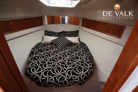 RIVIERA 33 FLYBRIDGE