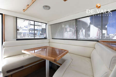 RIVIERA 33 FLYBRIDGE